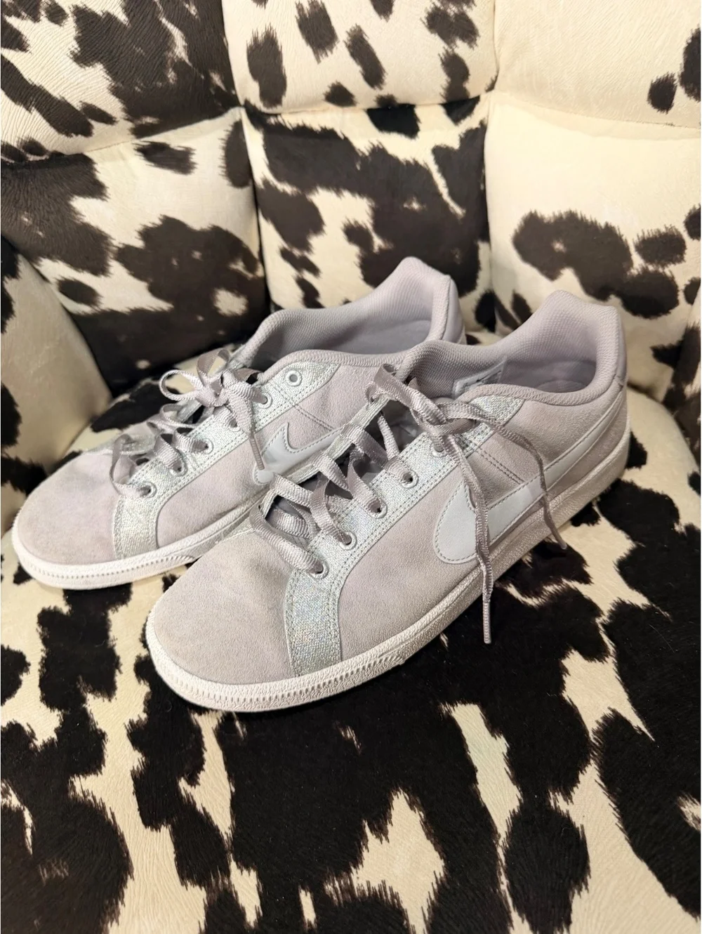 Nike Court Royale Suede Sneakers Size 10 Light Gray with Silver Detail